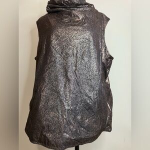 Fabletics NWT Metallic Sleeveless Women's vest/top in size 1X
